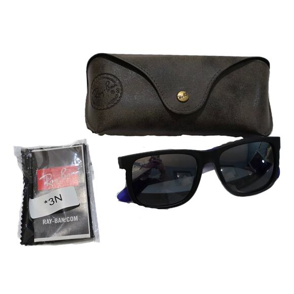 Ray-Ban Sunglasses Black with Blue Arms Justin Style NIB - Picture 1 of 9